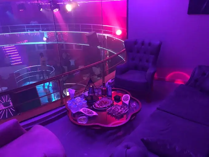 İmparator Night Club atmosferi